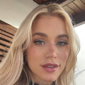 elle brooke age|Elle Brooke (TikTok Star)